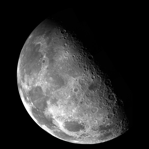 NASA maakt testvlucht met de onbemande Artemis-raket.