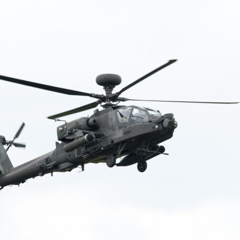 Amerika wisselt helikopterbrigades in Duitsland via Nederland