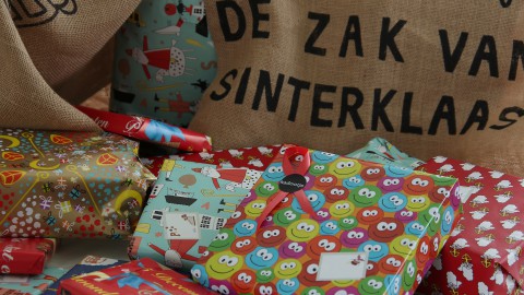 Het Sinterklaaspakhuis: breng en/of haal je sinterklaascadeau!