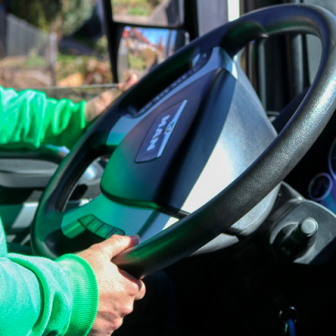 Sector in actie met om extra vrachtwagenchauffeurs te werven