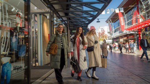 Aandacht voor duurzaamheid tijdens Black Friday in Almere Centrum