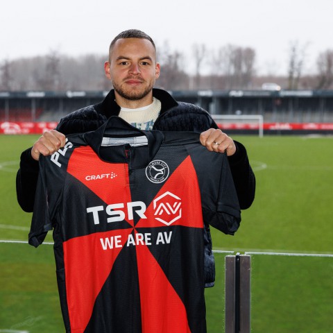Almere City FC legt Belgische Milan Corryn vast