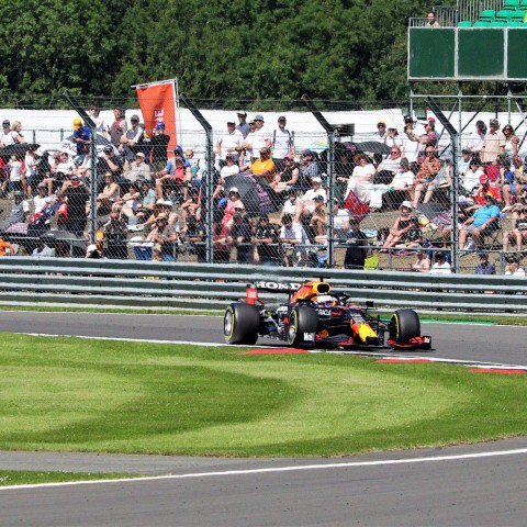 Max Verstappen benoemd tot Officier in de Orde van Oranje-Nassau