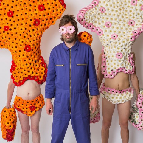 Tentoonstelling Flower Beings van Teun Castelein opent 13 januari '23 in Corrosia Theater, Expo & Film