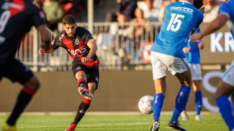 Almere City FC bekroont debuut Stijn Keller met drie punten