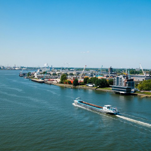 Minister-president Rutte en minister Kaag ontvangen EC-voorzitter Von der Leyen in Rotterdam