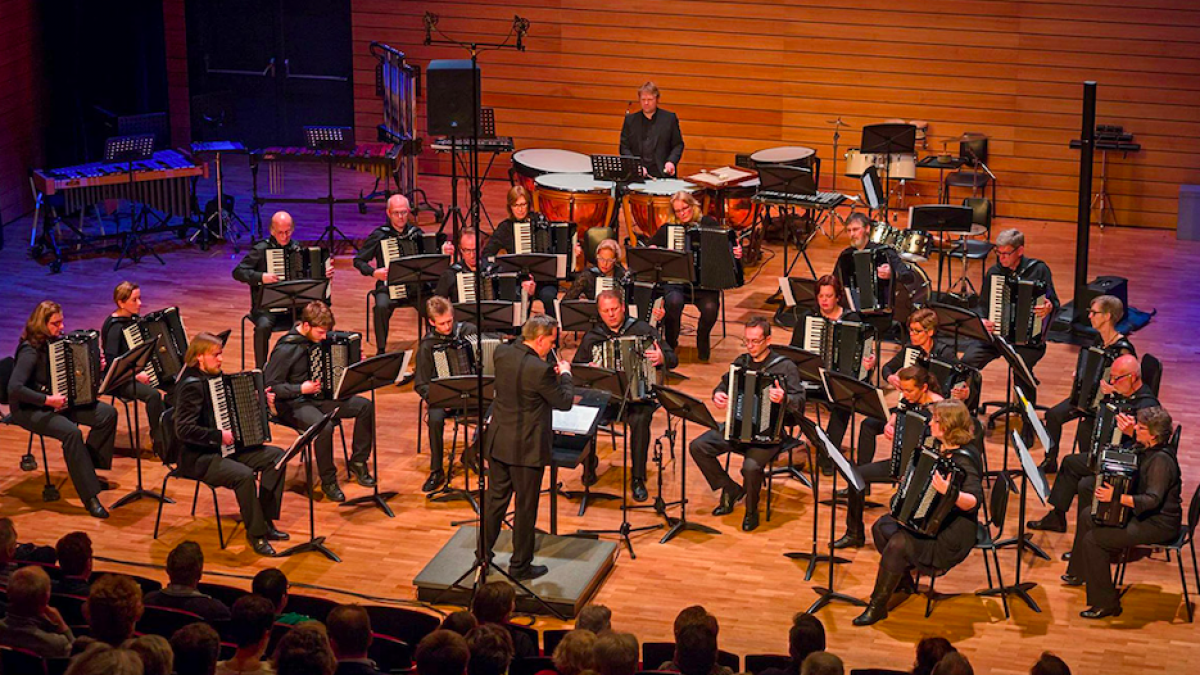 Nederlands Symfonisch Accordeon Orkest speelt muzikale verhalen