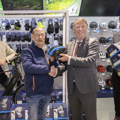 Fietshelm met korting voor mensen van 55 jaar en ouder
