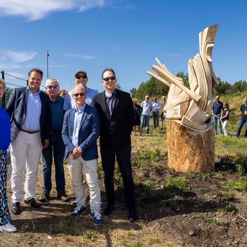 Zonnepark stortlocatie braambergen officieel geopend