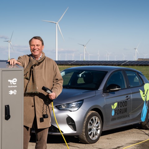 Elektrisch rijden nóg duurzamer: slim laden bij 1000 laadpalen