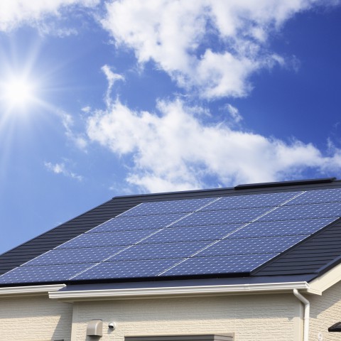 Kun je met zonnepanelen besparen op de gasrekening?