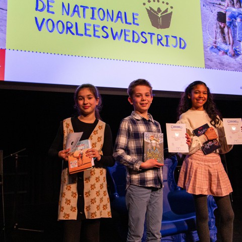 Liyana, Kasper en Kencia winnen Almeerse voorleeswedstrijd