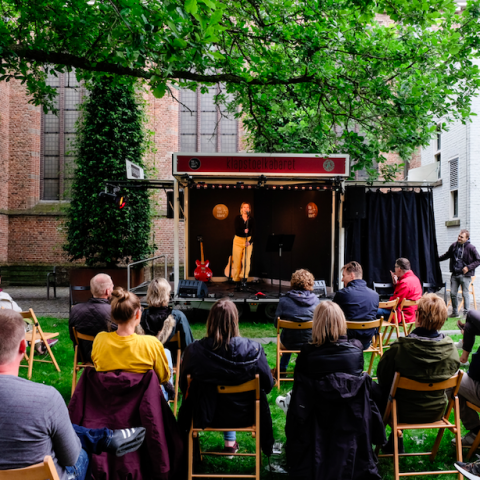 Cabaret in de openlucht