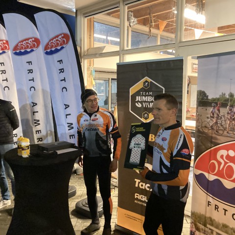FRTC Almere gepromoveerd naar bolletjestruiniveau Team Jumbo-Visma Koers