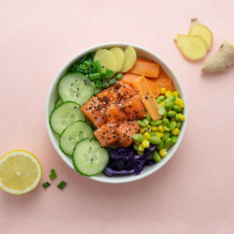 Poké Bowl met zalm maken
