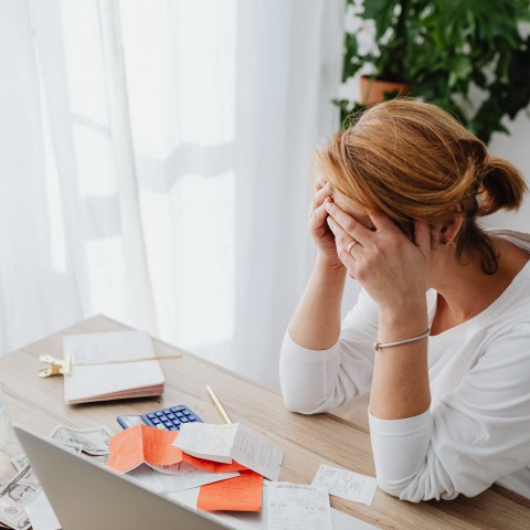 Eén op zeven Nederlanders schaamt zich voor financiële situatie
