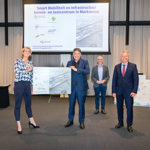 Politie partner smart mobility centrum in Marknesse