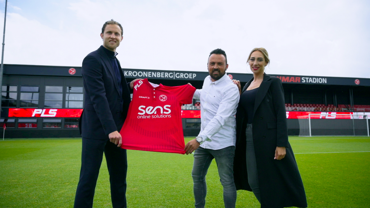Almere City FC eerste club met tv-gerichte tweede ring LED-boarding dankzij PLS