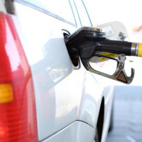 Nieuwe brandstof E10 niet geschikt voor alle auto's 