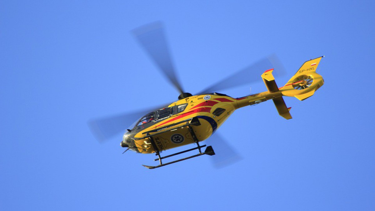 Traumahelikopter met grote spoed naar Oostvaardersbuurt