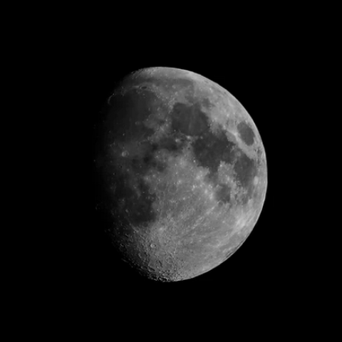 NASA wil eerste vrouw op de maan in 2024