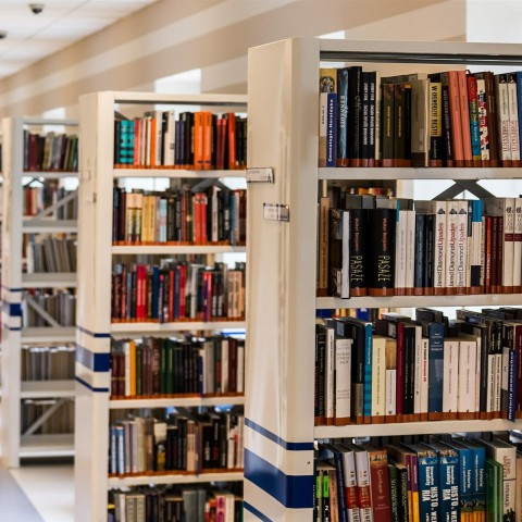 Almere Buiten heeft eigen VVV servicepunt in bibliotheek aan Baltimoreplein 