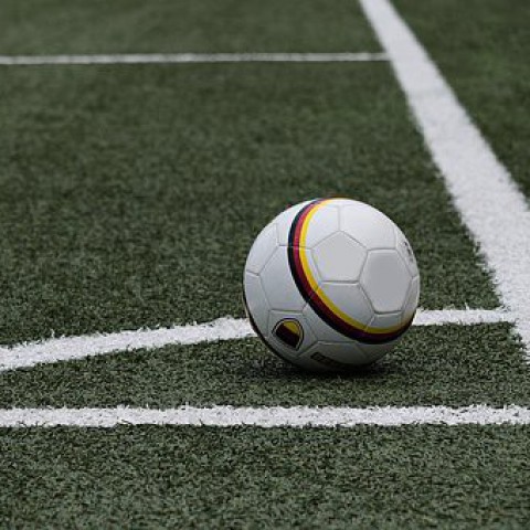 Cleerdin & Hamer Advocaten blijft Almere City FC trouw