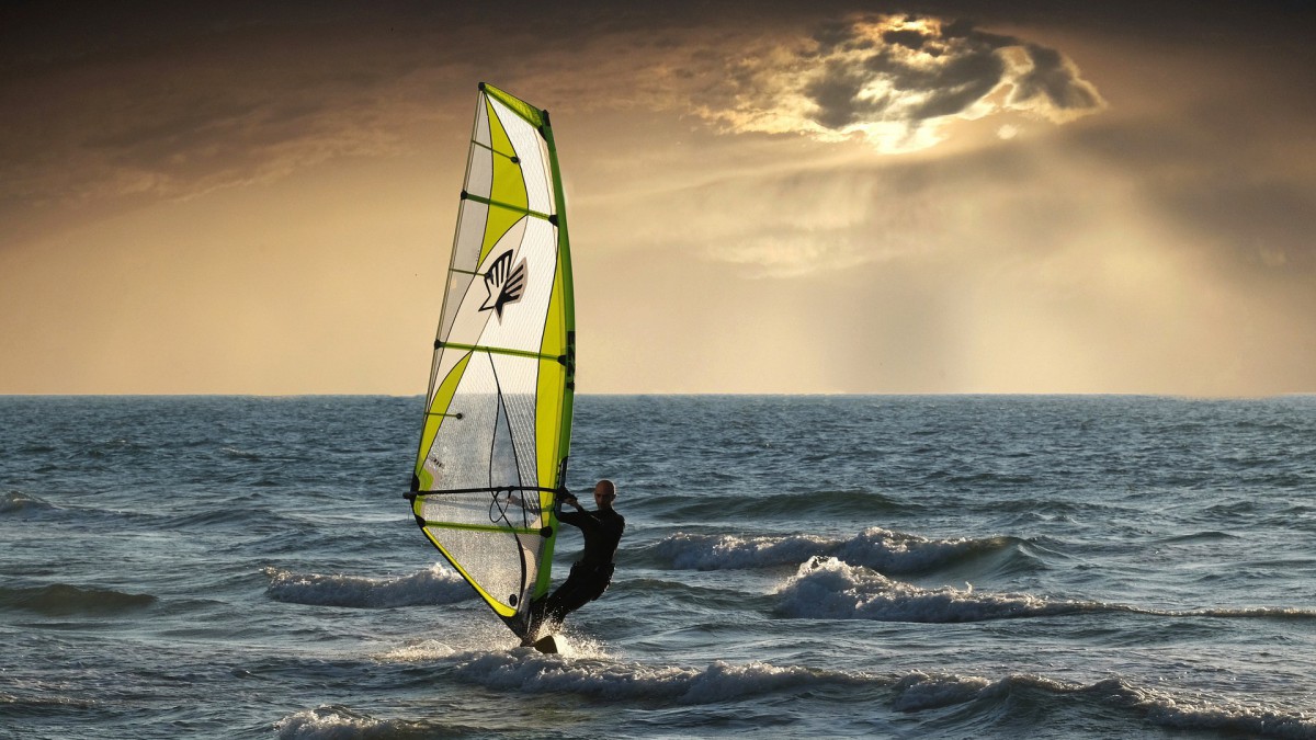 Windsurfer Badloe maakt nog steeds kans op Olympische ticket  