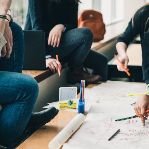 Vrouwen zoeken baan dichter bij huis