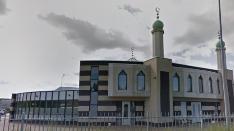 Deel Almeerse stemgerechtigden: Geen nieuwe moskeeën in de stad