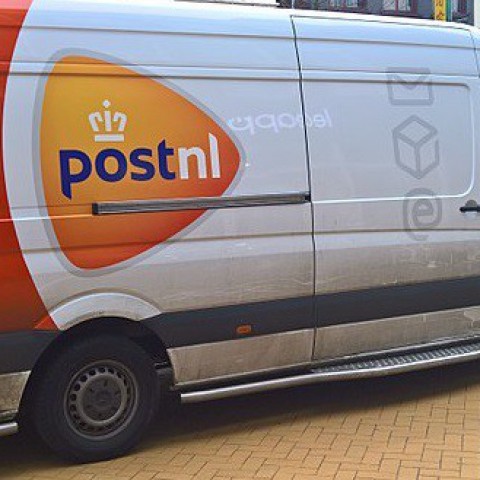 Nieuw pakkettensorteercentrum PostNL vestigt zich in Almere