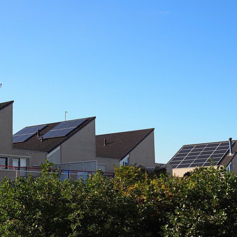 Essent verwijdert asbestdak in ruil voor zonnepanelen