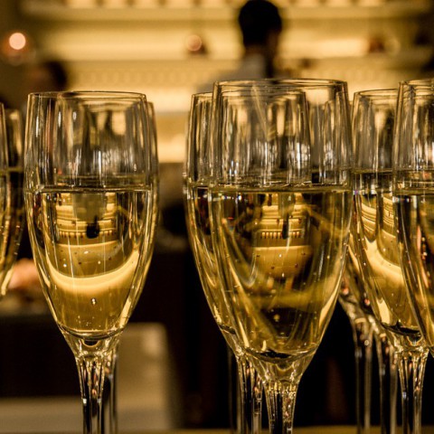 Zeven procent ouders laat kind tijdens feestdagen drinken