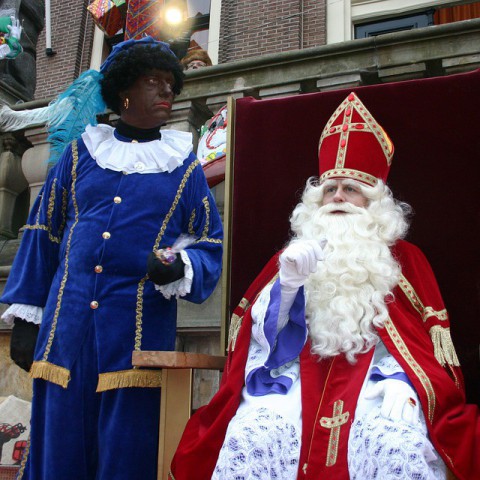 Sint en Piet gaan de basisscholen langs