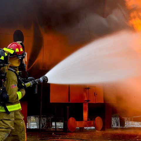 Woningen ontruimd tijdens brand restaurant