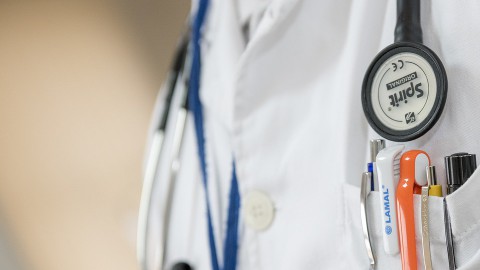 'Prijzig Duits medicijn niet de oorzaak van omvallen ziekenhuizen'