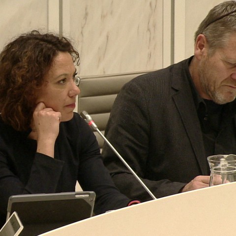 Oosterwolders moeten langer wachten op duidelijkheid