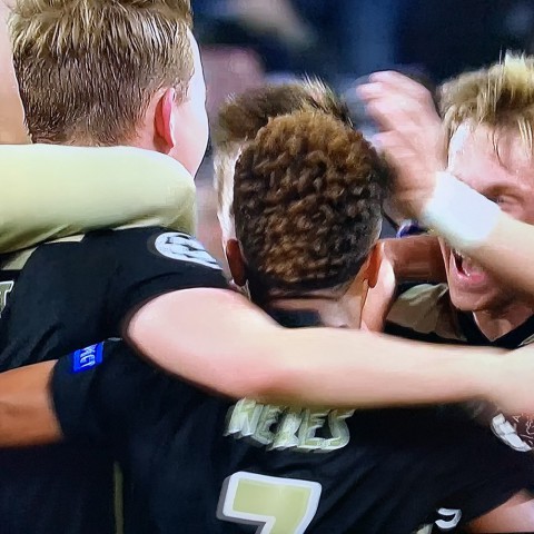Wij feliciteren 
