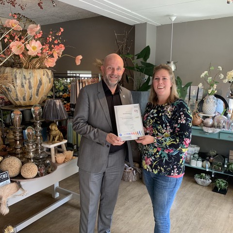 Aktief Bloemsierkunst eerste gecertificeerde duurzame bloemist in Almere!
