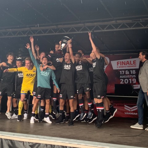 AZ Alkmaar O19 wint het Almere Challenge Event bij Almere City FC