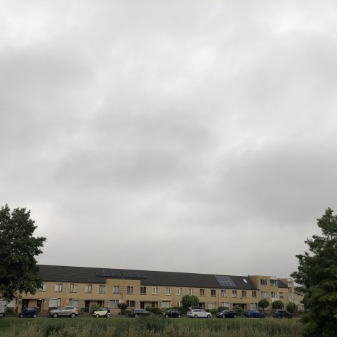 Toenemende bewolking gevolgd door regen.