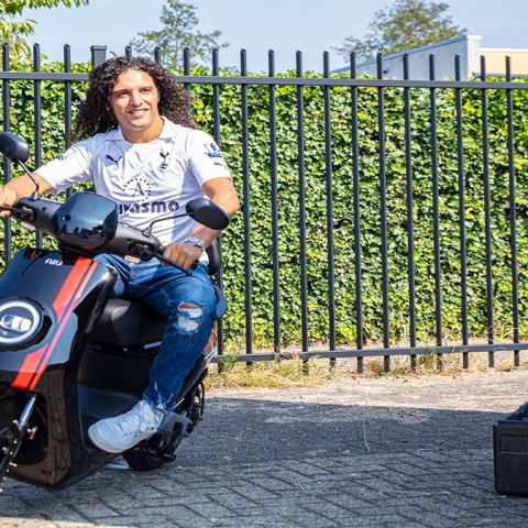 E-Scootermax opende op Zaterdag 31 augustus Europa’s 1e NIU Superior Store in Almere