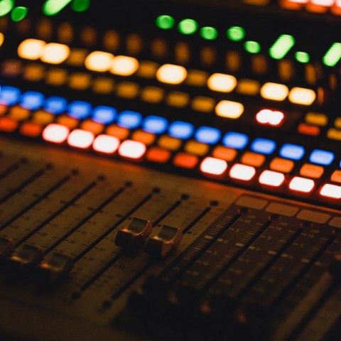 Stenders en Van Inkel hoog in top 40 radiosterren 