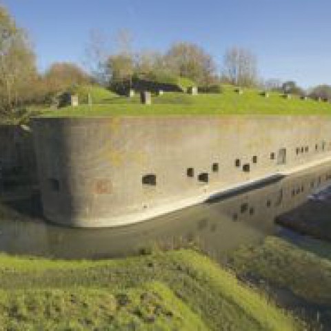 2e kaartje gratis voor het Waterliniemuseum bij aankoop van een Almere Jungle ticket!