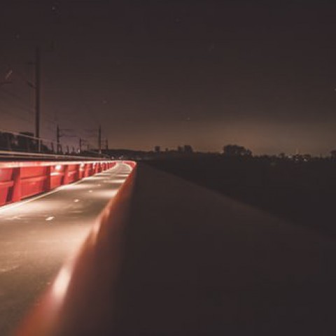 'Leg met spoed een fietspad aan langs de Kievitsweg'