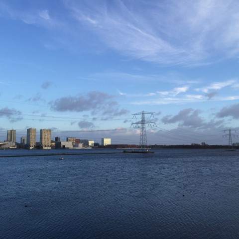 Vrij zacht en droog met geregeld zonneschijn.