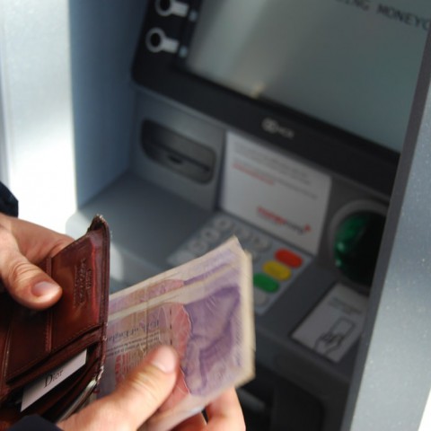 Pinautomaten 's nachts dicht