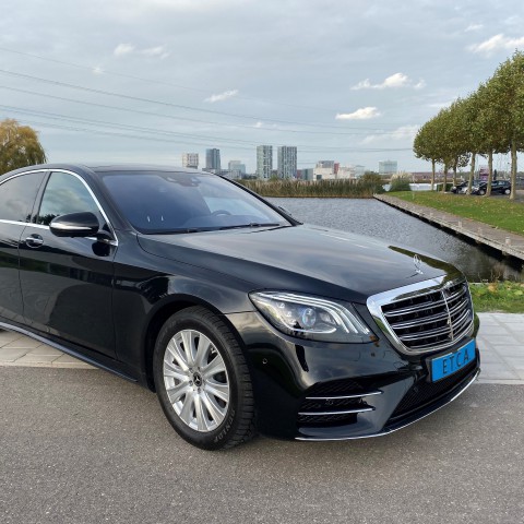 Eerste Taxi Centrale Almere breidt uit met nieuwe auto