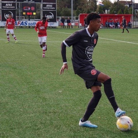 Rondje langs de velden: Derde zege op rij O13