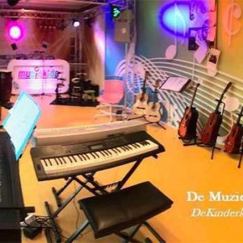 “ALMERE VOOR MUZIEKIDS”